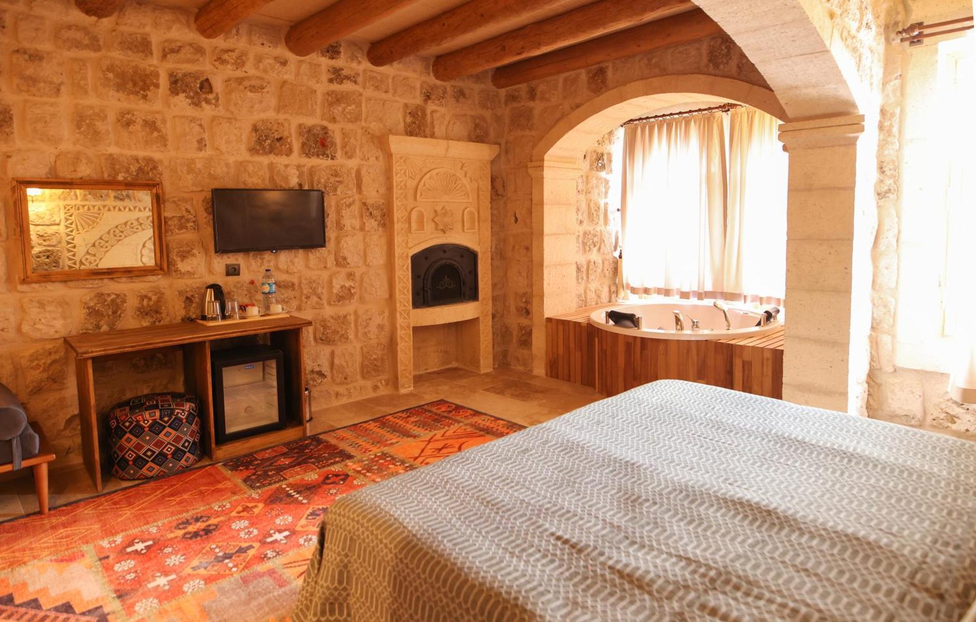 Cappadocia Vita Cave Hotel ウルギュップ エクステリア 写真